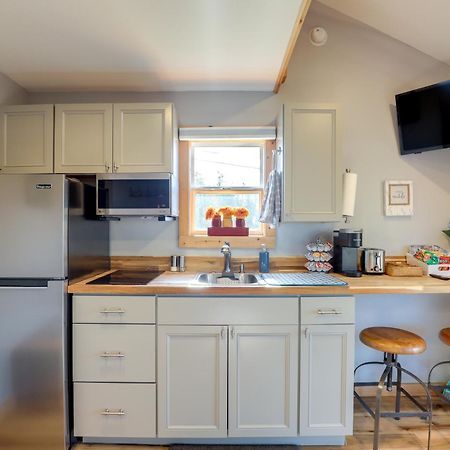 Marshall Studio With Loft, Hot Tub And Views! Екстериор снимка