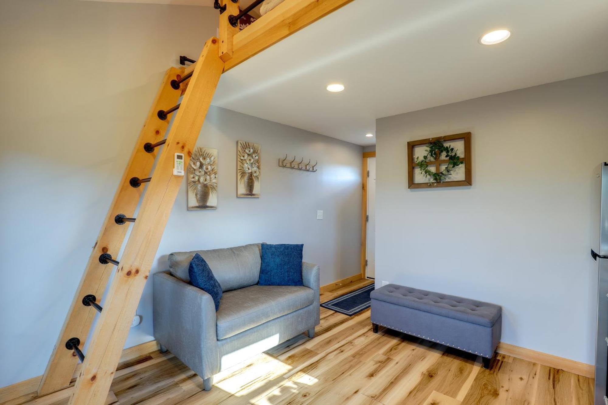 Marshall Studio With Loft, Hot Tub And Views! Екстериор снимка