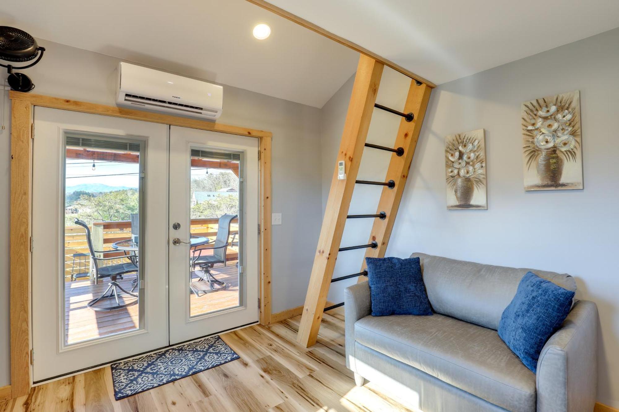 Marshall Studio With Loft, Hot Tub And Views! Екстериор снимка